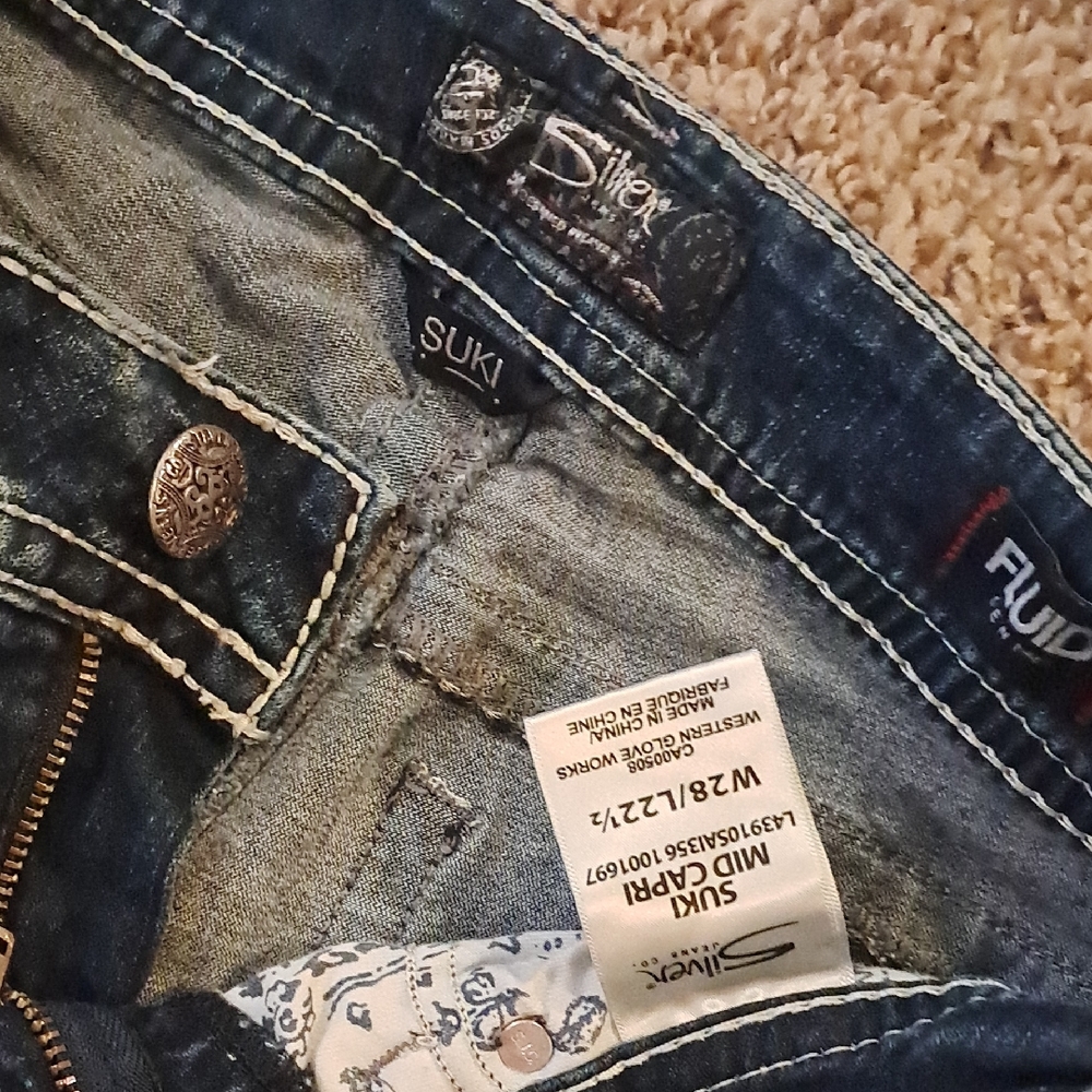 (33) Silver Jeans Co. Suki Mid Bootcut Jeans